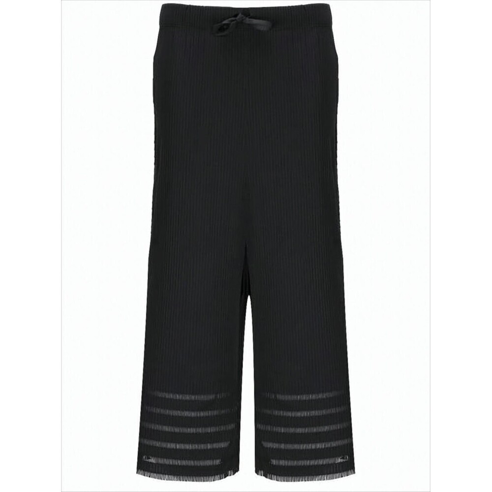 PLEATS PLEASE Cropped Black Training Pants with Ribbed Texture
